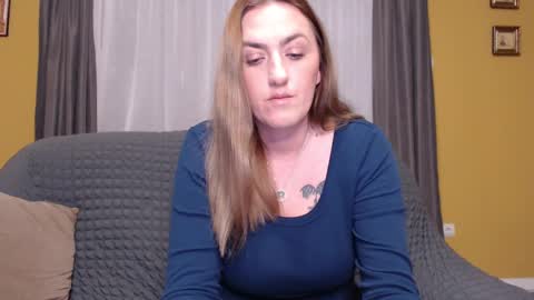 Ella  Max online show from 02-15-25, 09:15