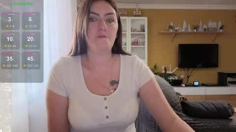 Ella  Max online show from 03-16-26, 06:17