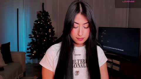 ELLA OWEN online show from 12-18-24, 01:02