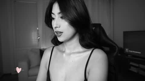 ELLA OWEN online show from 01-11-25, 12:29