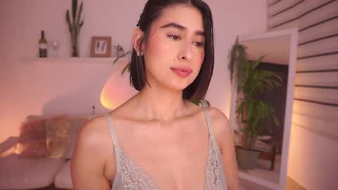 Snapshot of ella_owen chatting on 02-13-26, 09:33 ELLA OWEN online show from 02-13-26, 09:33