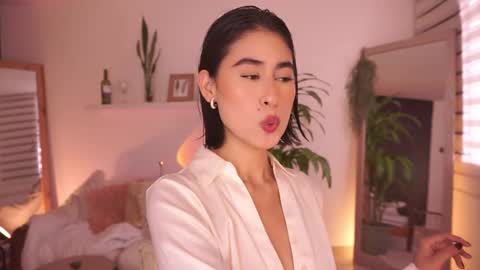 Snapshot of ella_owen chatting on 02-17-26, 06:36 ELLA OWEN online show from 02-17-26, 06:36