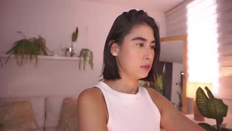 Snapshot of ella_owen chatting on 03-15-26, 07:42 ELLA OWEN online show from 03-15-26, 07:42