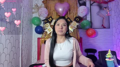 Snapshot of ella_rouse1 chatting on 12-10-24, 11:54 ella rouse online show from 12-10-24, 11:54