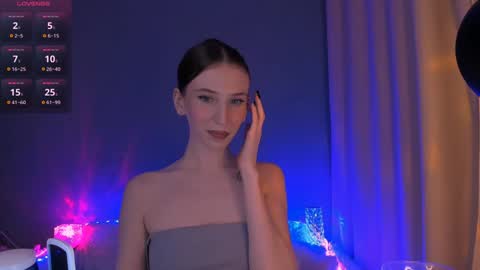 ellaamber online show from 12-17-24, 12:01