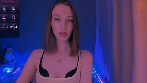 ellaamber online show from 03-06-26, 01:02