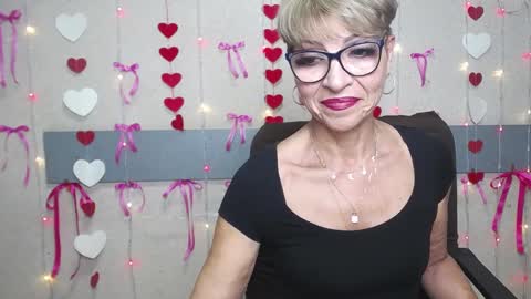 Snapshot of ellabonito chatting on 01-22-25, 09:35 EllaBonito online show from 01-22-25, 09:35