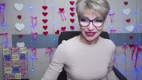 Snapshot of ellabonito chatting on 02-17-25, 12:27 EllaBonito online show from 02-17-25, 12:27