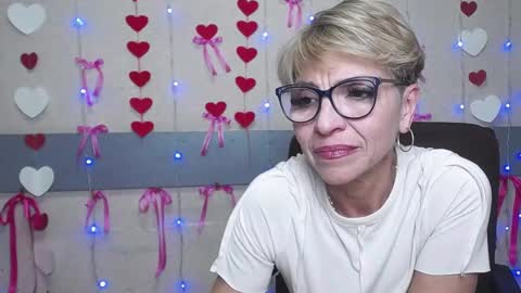Snapshot of ellabonito chatting on 03-07-25, 04:44 EllaBonito online show from 03-07-25, 04:44