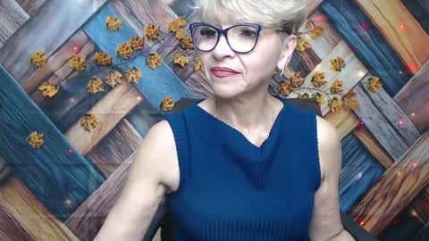 EllaBonito online show from 11-26-25, 06:47