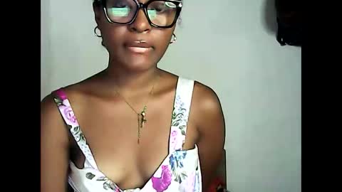 ellah245 online show from 03-25-26, 07:20