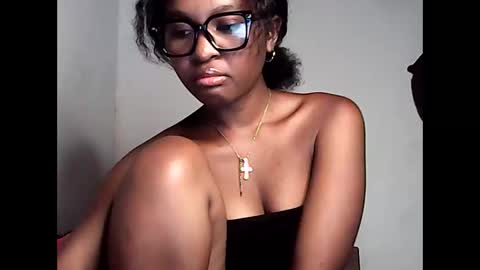 Snapshot of ellah245 chatting on 04-30-26, 10:58 ellah245 online show from 04-30-26, 10:58