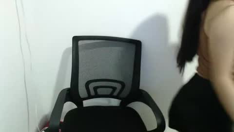 Ellah online show from 10-23-25, 10:14