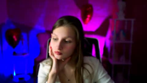 Ella online show from 03-03-25, 12:27