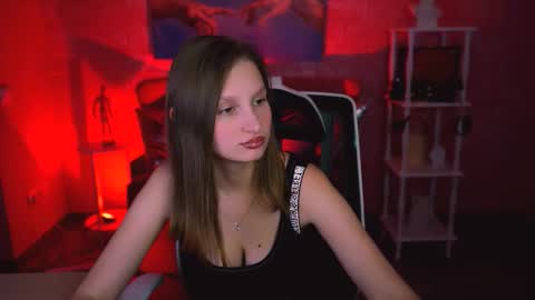 Ella online show from 02-03-26, 04:56