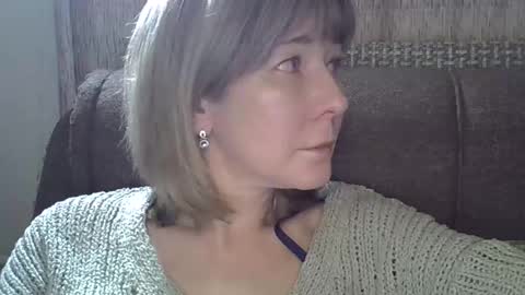 ellajohnsonx online show from 03-11-25, 11:04