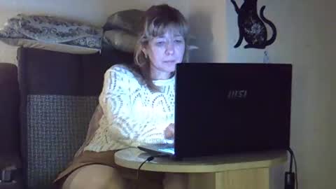 Snapshot of ellajohnsonx chatting on 03-21-26, 05:16 ellajohnsonx online show from 03-21-26, 05:16