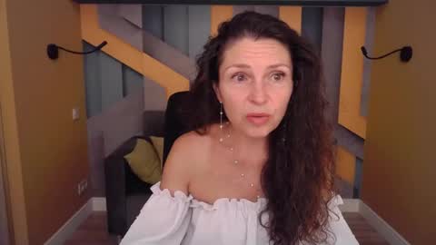 EllaLongs online show from 06-23-26, 11:41