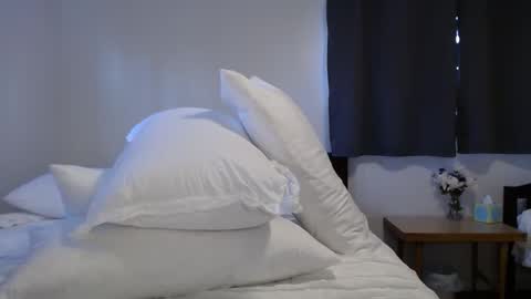 Snapshot of ellalowe chatting on 03-06-26, 05:20 ellalowe online show from 03-06-26, 05:20