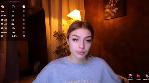 Snapshot of ellamilla chatting on 01-08-25, 05:37 ellamilla online show from 01-08-25, 05:37