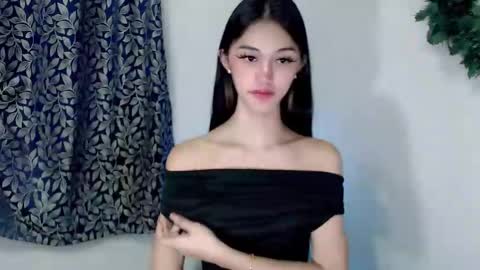 ELLA online show from 10-26-25, 08:59