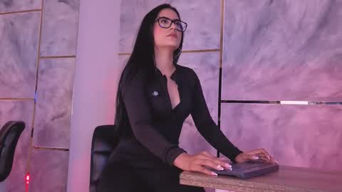  ella  online show from 03-23-26, 11:25