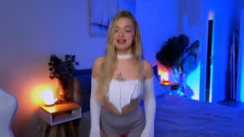 Ella online show from 05-01-26, 05:56