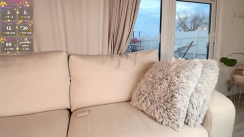 Snapshot of ellaxstar chatting on 01-17-25, 06:47 ellaxstar online show from 01-17-25, 06:47