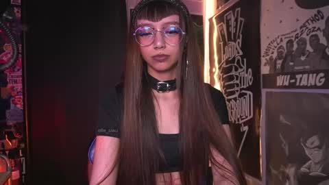 follow me on instagram .    online show from 11-10-25, 05:45