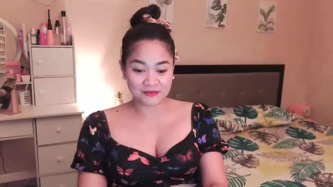 Snapshot of elleelle123 chatting on 12-11-24, 03:26 Ann online show from 12-11-24, 03:26