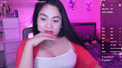 Snapshot of elleelle123 chatting on 01-17-25, 05:32 Ann online show from 01-17-25, 05:32