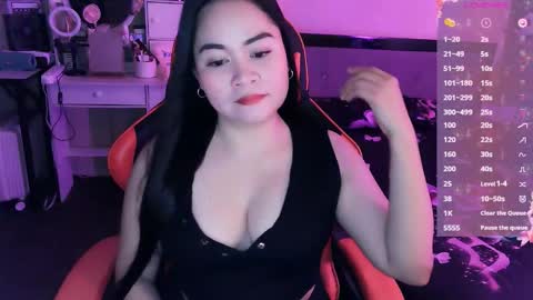 Snapshot of elleelle123 chatting on 11-07-25, 01:27 Ann online show from 11-07-25, 01:27