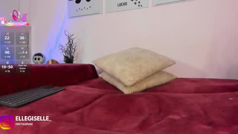 Yiss online show from 10-23-25, 06:34