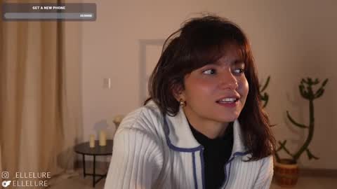 Linda Restrepo online show from 02-25-25, 12:47