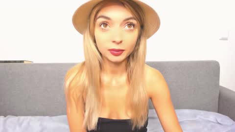 ellen_flow online show from 01-30-25, 07:29