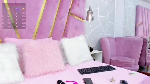 Miss Elena online show from 02-13-25, 07:42