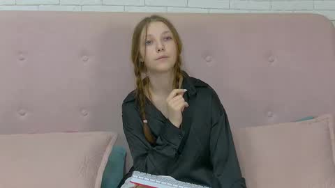 EllenBush online show from 09-29-25, 06:13