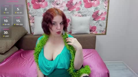 Snapshot of ellenglow chatting on 12-25-24, 04:44 Ellen online show from 12-25-24, 04:44