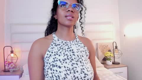  Ellie   online show from 12-05-24, 03:17