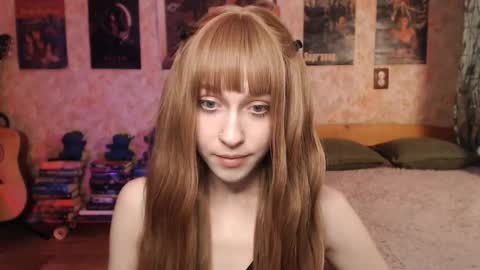 ellie_friendly online show from 01-14-26, 01:44