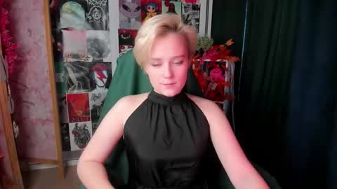 Ellie online show from 11-21-25, 03:05