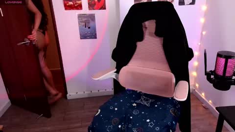  Ellie Jhonson  online show from 05-05-26, 03:25