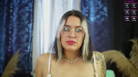 Ellie Ramos online show from 10-26-25, 12:55