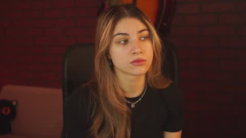 elliecutes online show from 02-07-25, 08:33