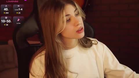 elliecutes online show from 02-17-25, 08:41