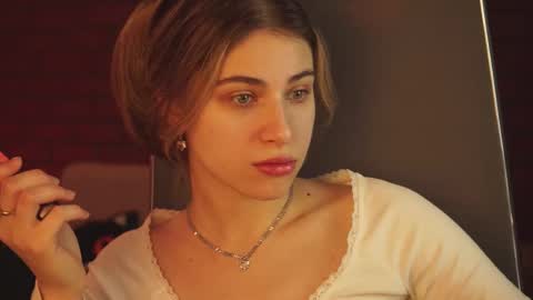 elliecutes online show from 02-26-25, 05:20