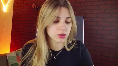 elliecutes online show from 11-28-25, 08:39