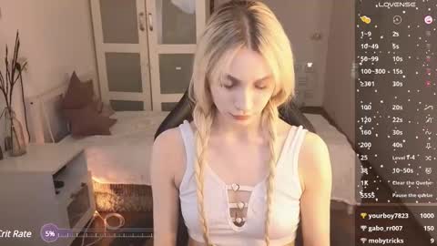 Snapshot of elliefrost chatting on 02-24-25, 03:33 elliefrost online show from 02-24-25, 03:33