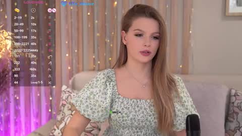 Ellie Moore online show from 02-10-25, 12:08