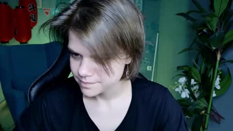 elliemurler online show from 10-01-25, 09:26